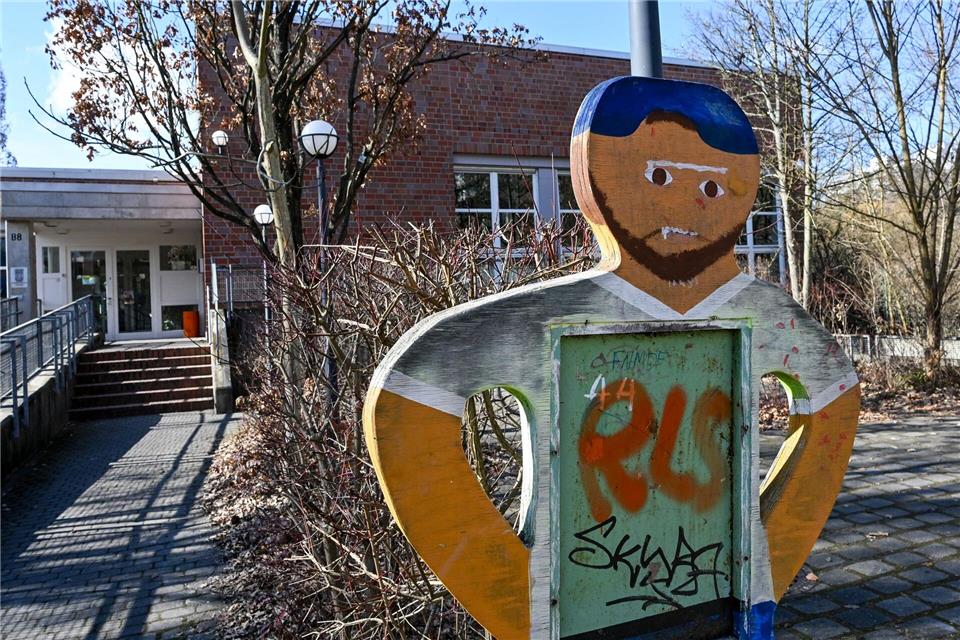 Das Jugendzentrum Wutzkyallee ist derzeit geschlossen. (Archivbild)Jens Kalaene/dpa