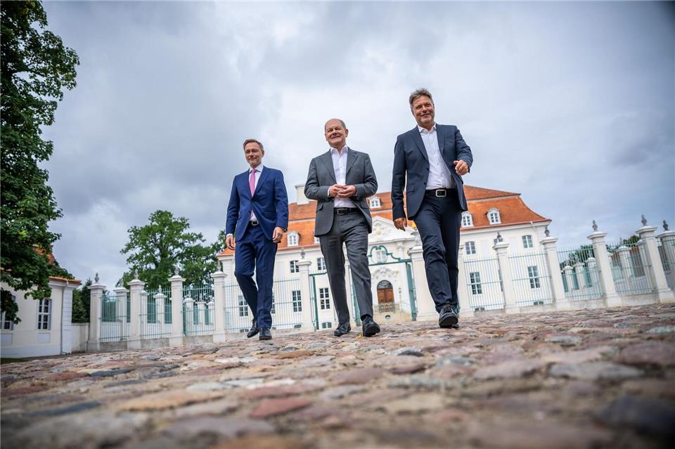 Das Kabinett der Ampel-Koalition nutzte das Schloss für Klausurtagungen. (Archivbild) Michael Kappeler/dpa