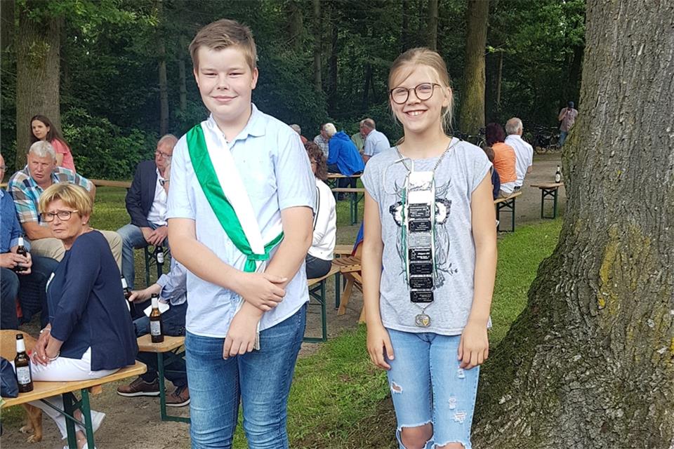 Treff der Welmeringhooker Schützen Das Kinderkönigspaar: Pia Klümper und Roman Wansing.