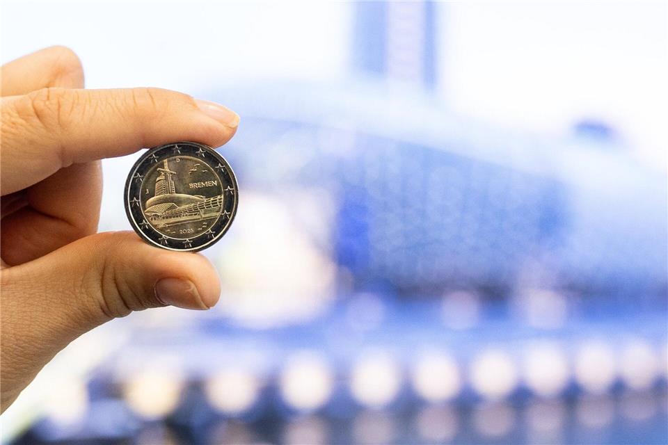 Das Klimahaus Bremerhaven ist ab sofort auf Millionen Zwei-Euro-Münzen abgebildet.Markus Hibbeler/dpa