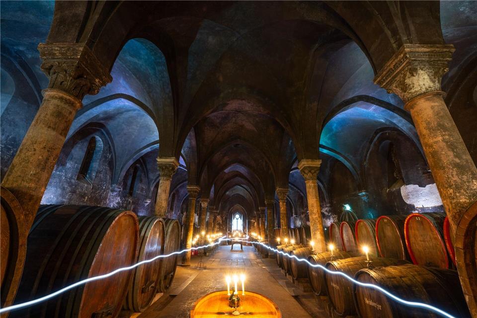 Das Kloster Eberbach gehört zu den berühmtesten Kulturdenkmälern Hessens. (Archivbild)Boris Roessler/dpa