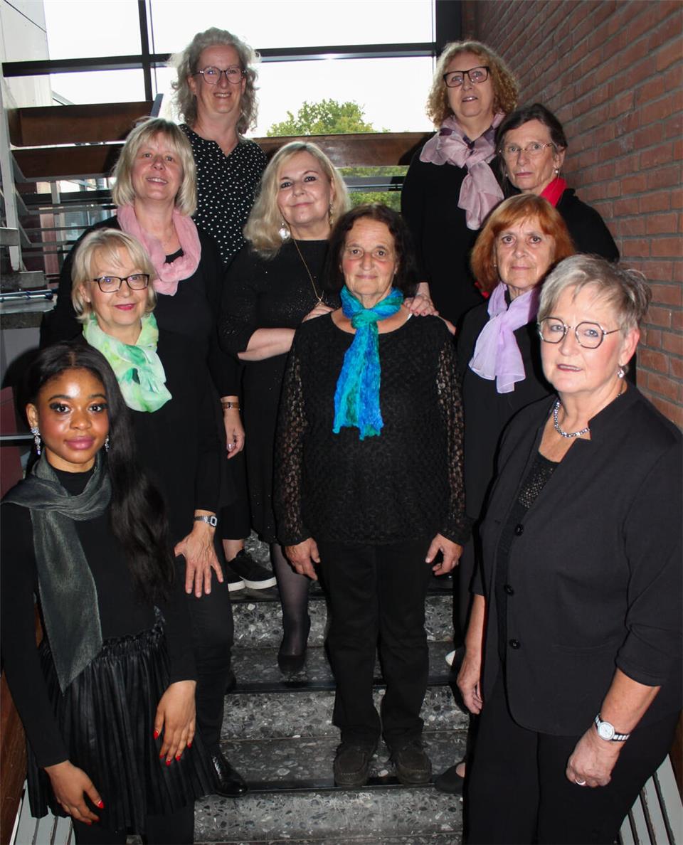 Das Konzert des Gesangsensembles „Belli Suoni“ wird von Barbara Adams-Heidbrink von der Musikschule Borken geleitet.