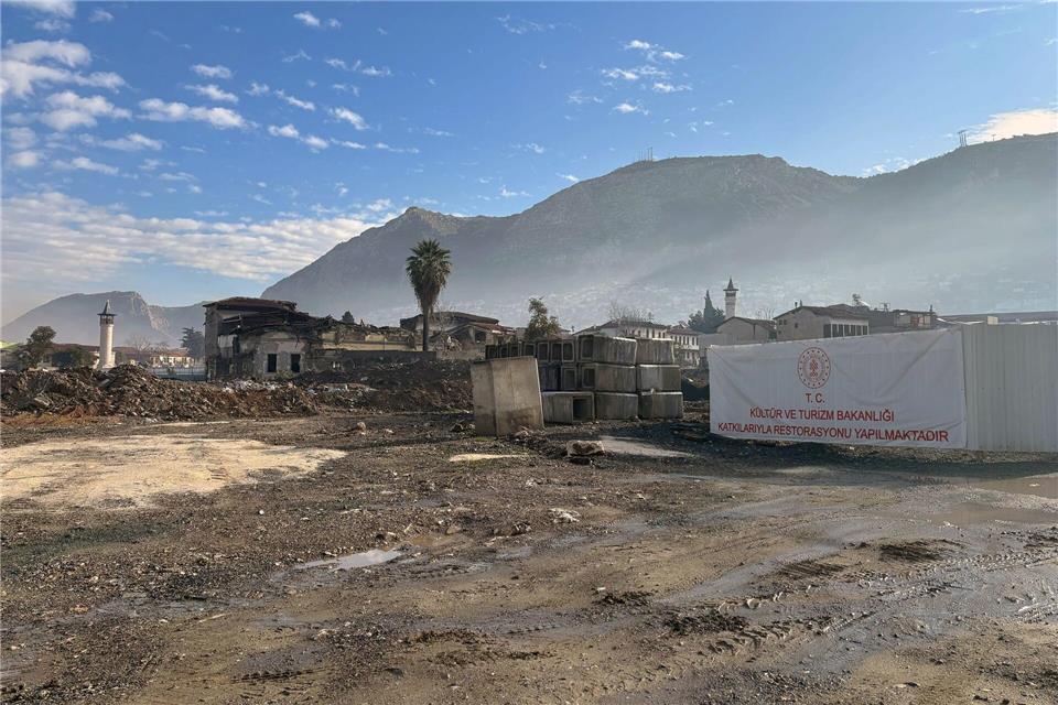 Das Kulturministerium will historische Gebäude wieder aufbauen.Mirjam Schmitt/dpa