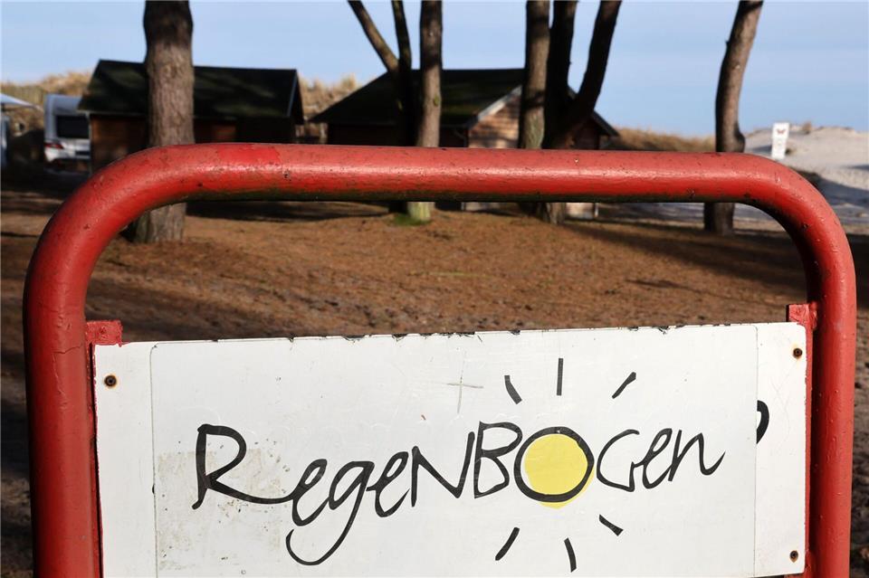 Das Land MV und die Regenbogen AG kämpfen vor Gericht um den Campingplatz.Bernd W�stneck/dpa