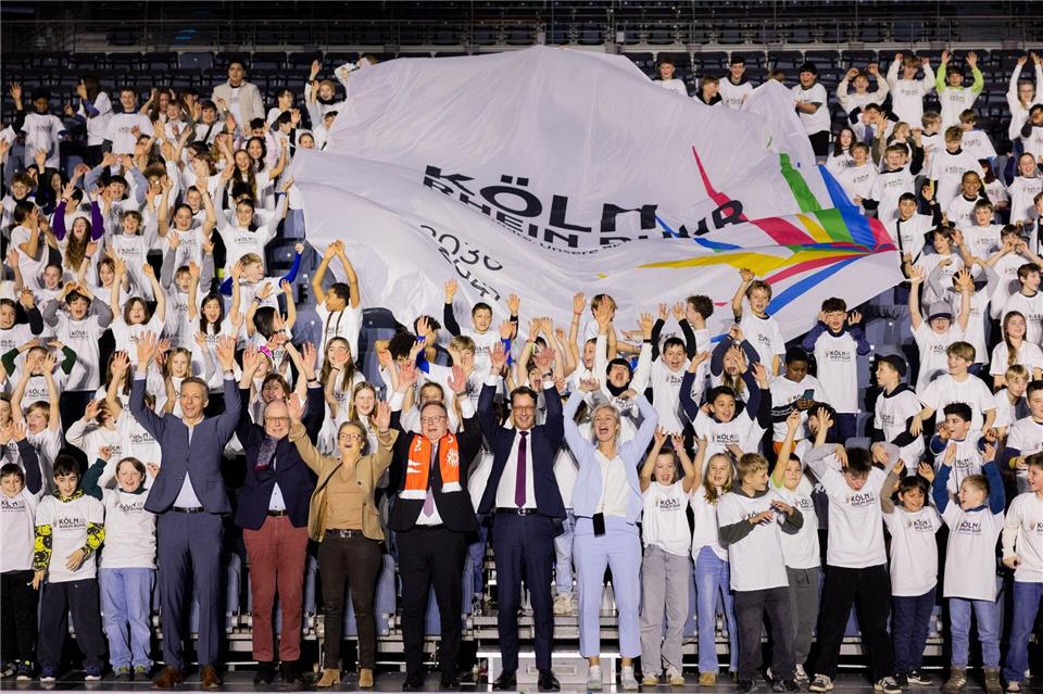 Das Land NRW will die Bevölkerung von einer Olympia-Bewerbung überzeugen. Rolf Vennenbernd/dpa