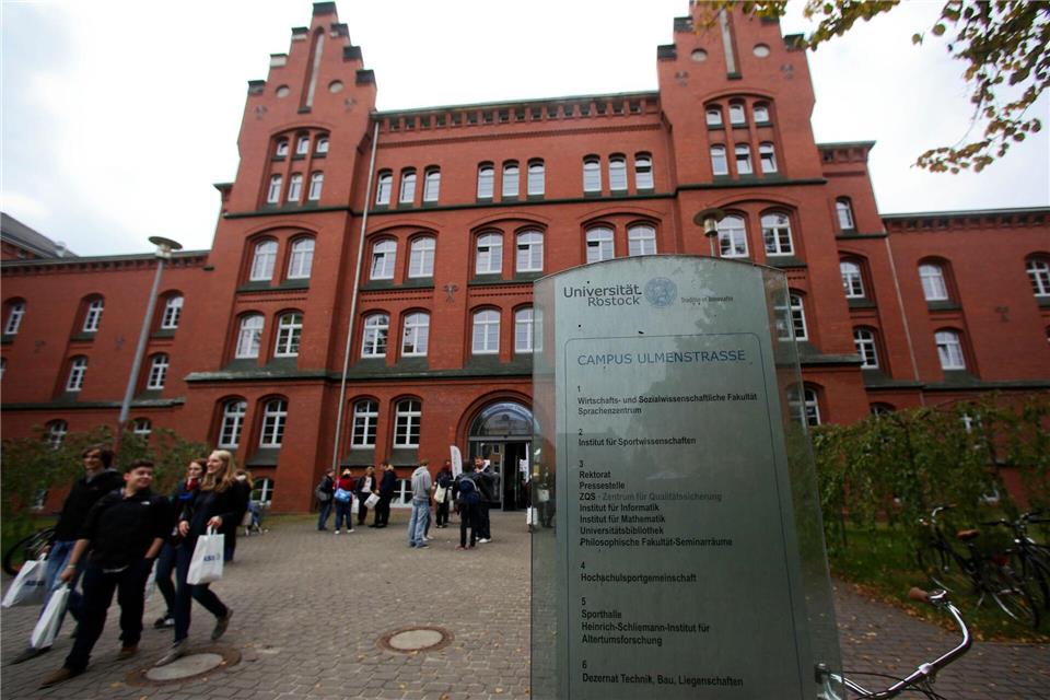 Das Land investiert einen dreistelligen Millionenbetrag in den Universitätscampus an der Rostocker Ulmenstraße. (Archivbild)picture alliance / Jens Büttner/dpa-Zentralbild/dpa