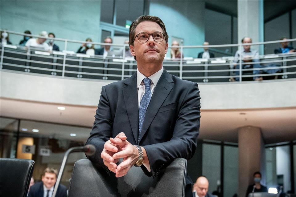 Das Landgericht Berlin hat die Anklage gegen den ehemaligen Bundesverkehrsminister Andreas Scheuer zugelassen. (Archivbild) Michael Kappeler/dpa