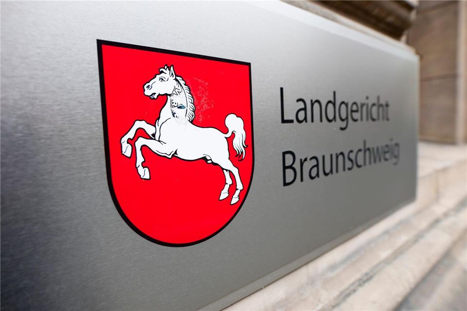 Das Landgericht Braunschweig beschäftigt sich nun mit Schmerzensgeldforderungen. (Archivfoto)Michael Matthey/dpa-Pool/dpa