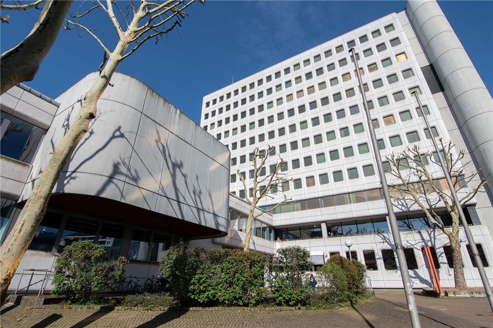 Das Landgericht hat mehrerer Verhandlungstermine bis Mitte Februar anberaumt. (Archivbild) Markus Klümper/dpa