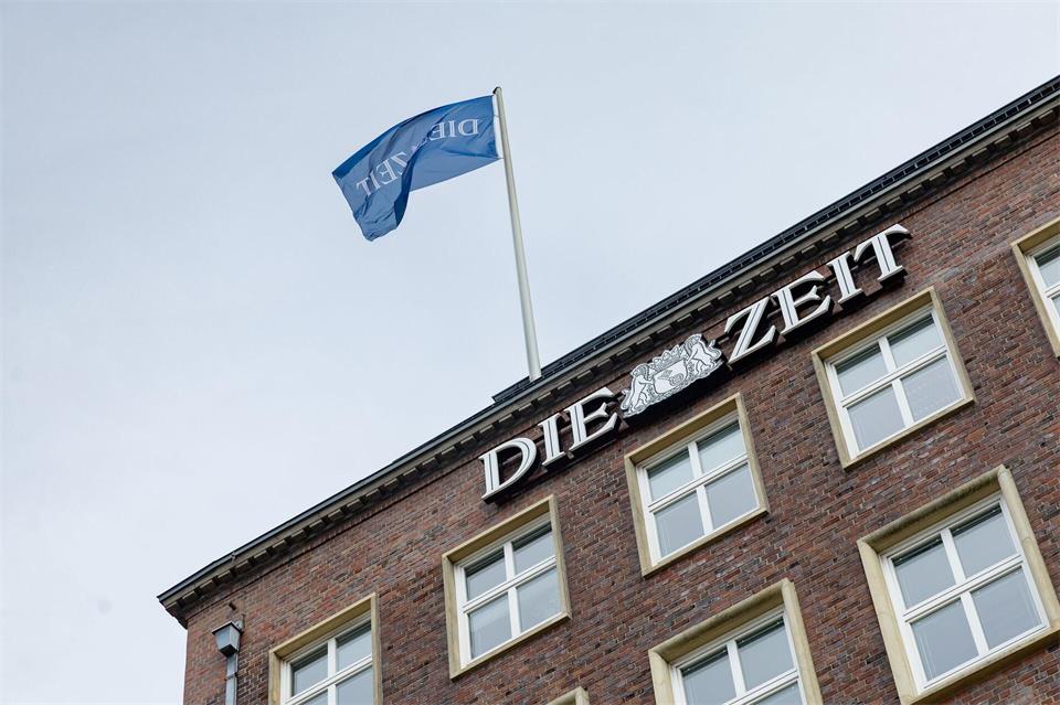 Das Landgericht will die bei einer „Zeit“-Journalistin sichergestellten Interview-Aufnahmen derzeit nicht anrühren. (Archivbild)Ulrich Perrey/dpa