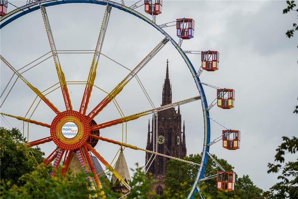 Das Mainfest findet immer am ersten Augustwochenende statt. (Archivbild)Andreas Arnold/dpa