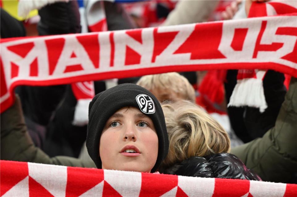 Das Mainzer Stadion war nur spärlich besetzt.Torsten Silz/dpa