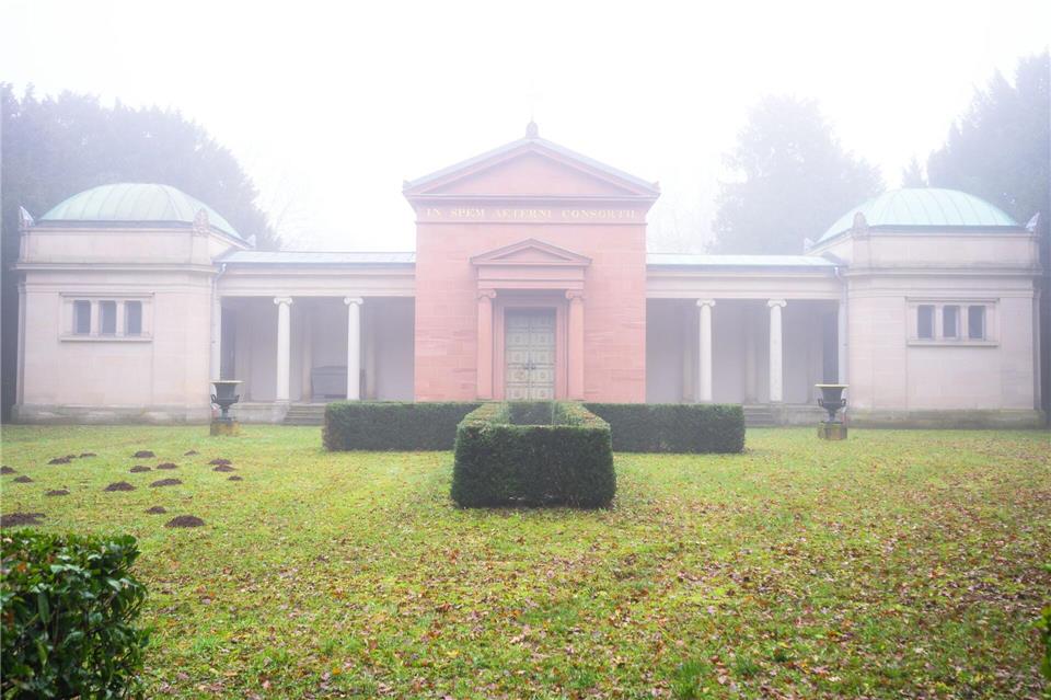 Das Mausoleum auf der Rosenhöhe in Darmstadt gehört zu Kulturgütern, die dem Land angeboten wurden. (Archivbild)Andreas Arnold/dpa