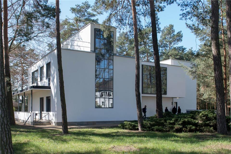 Das Meisterhaus von Wassily Kandinsky und Paul Klee gehört zur Unesco-Welterbestätte Bauhaus.Hendrik Schmidt/dpa/dpa-tmn