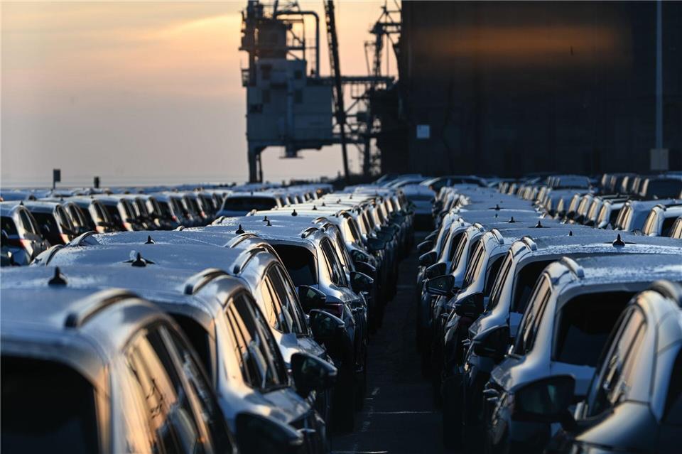 Das Mercosur-Abkommen soll unter anderem Autoherstellern bessere Exportchancen ermöglichen. (Archivbild)Lars Penning/dpa