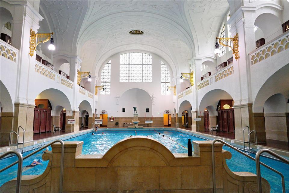 Das Müller’sche Volksbad feiert im Mai sein 125-jähriges Bestehen.Uwe Lein/dpa
