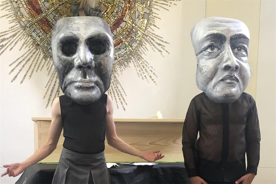 Das Mysterienspiel „Der Ackermann und der Tod“ ist am Sonntag, 8. November, um 17 Uhr in der St.-Johannes-Kirche in Borken zu sehen.