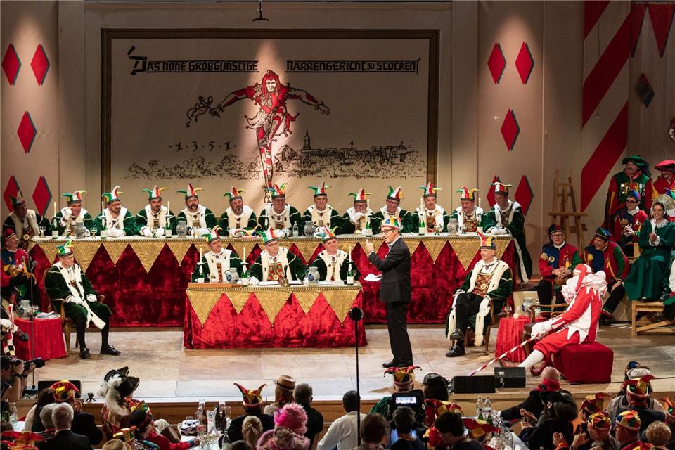 Das Narrengericht gilt als wichtige närrische Institution.Patrick Seeger/dpa