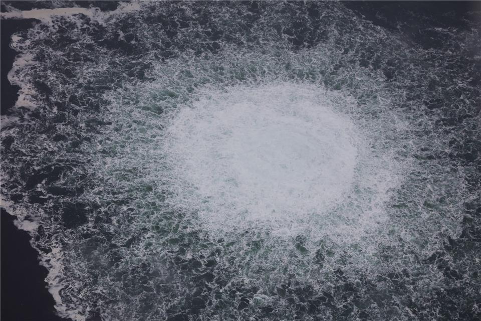 Das Nord Stream 1-Gasleck in der Ostsee, fotografiert aus einem Flugzeug der schwedischen Küstenwache.