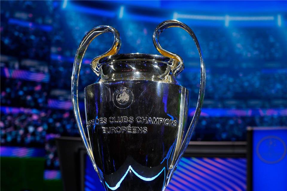 Das Objekt der Begierde: Der Champions-League-Pokal.Gregorio Borgia/AP/dpa