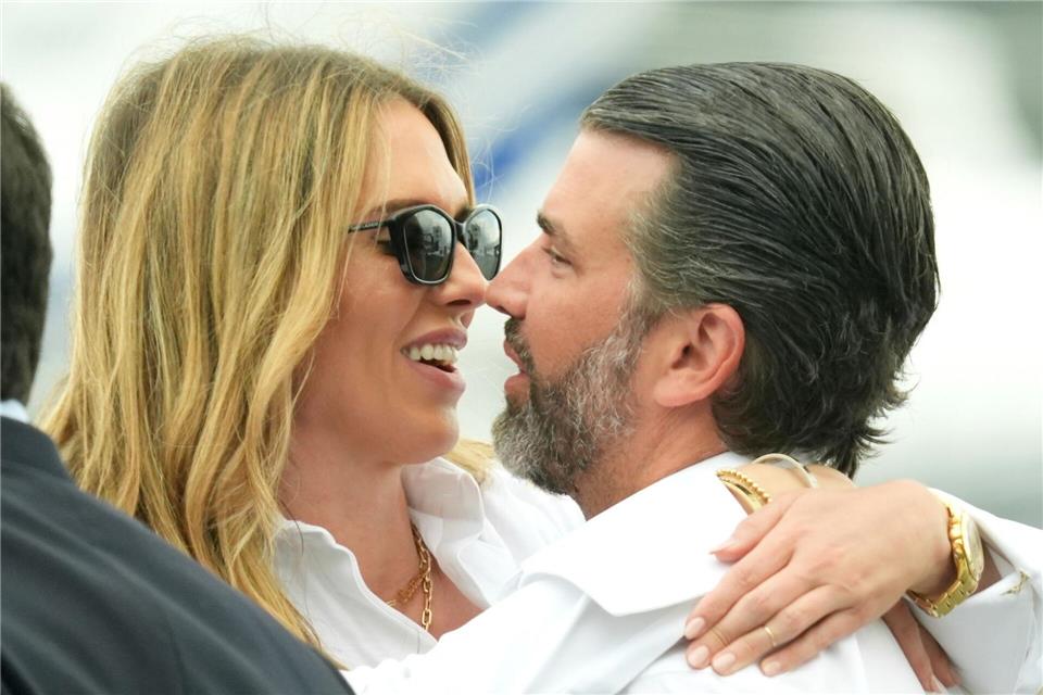 Das Paar postete Eheringe. (Archivbild)Jacquelyn Martin/AP/dpa