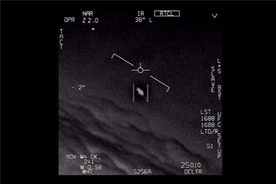 Das Pentagon spricht von der ersten Veröffentlichung bisher geheimer Akten „zu nicht identifizierten anomalen Phänomenen“. (Archivbild)U.S. Department of Defense/dpa