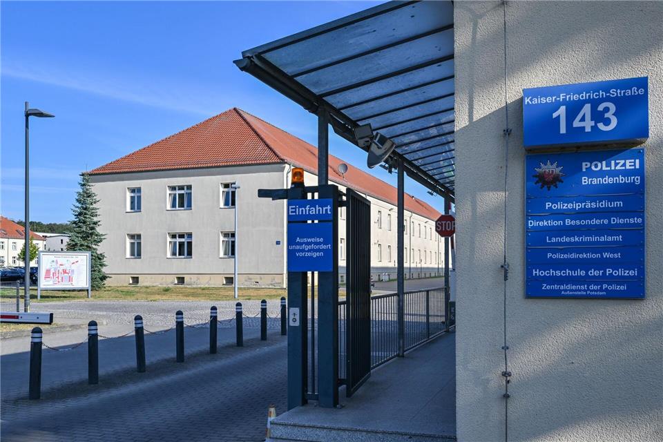 Das Polizeipräsidium Brandenburg mit Sitz in der Landeshauptstadt Potsdam. (Archivbild)Patrick Pleul/dpa