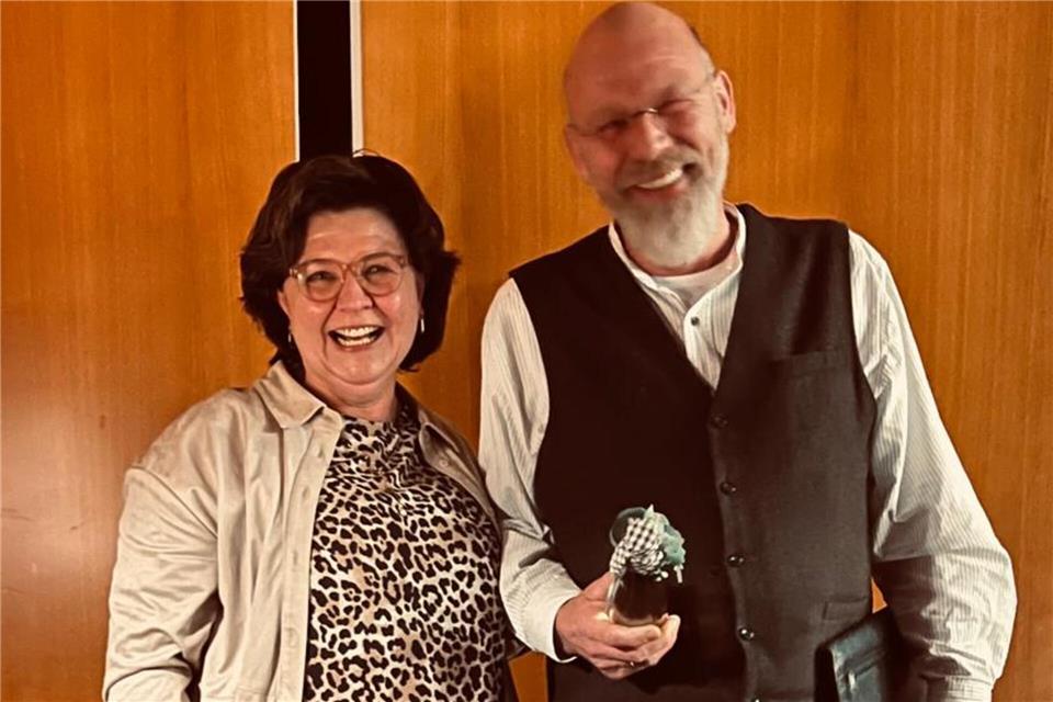 Das Programm von Walter Tenbusch hat bei den Weseker Landfrauen für viele Lacher gesorgt.