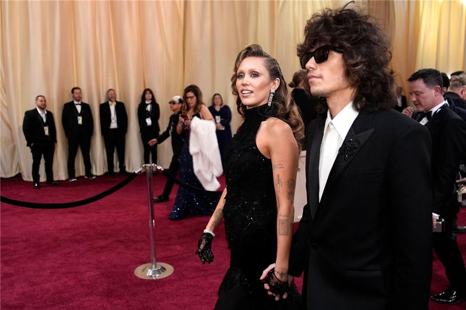 Das Promi-Paar Miley Cyrus und Maxx Morando hat sich verlobt. (Archivbild)John Locher/Invision/AP/dpa