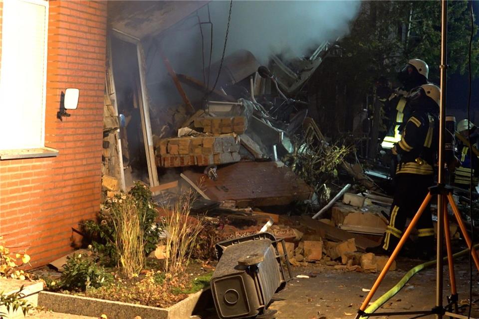 Das Reihenhaus in Wolfenbüttel liegt nach dem Vorfall in Trümmern.Benjamin Müller/dpa