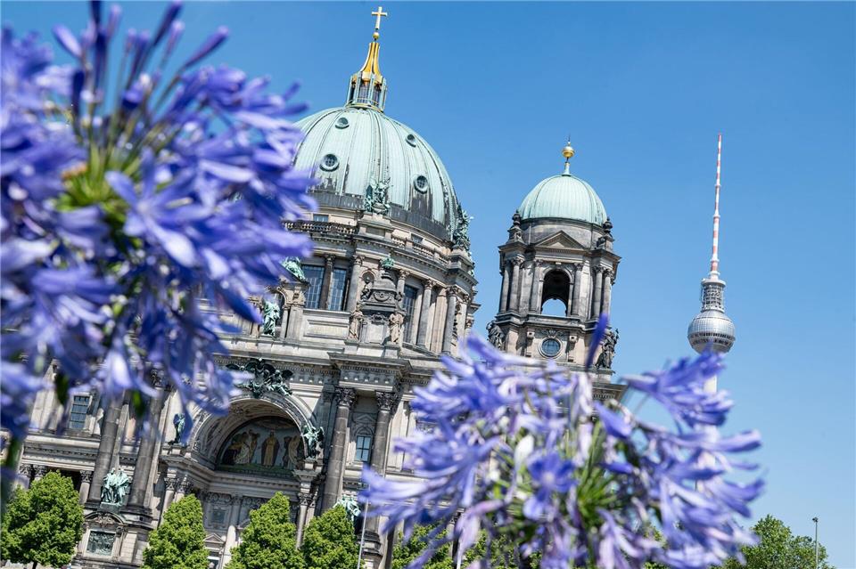 Das Sommerwetter hält weiter an in Berlin und Brandenburg.Fabian Sommer/dpa