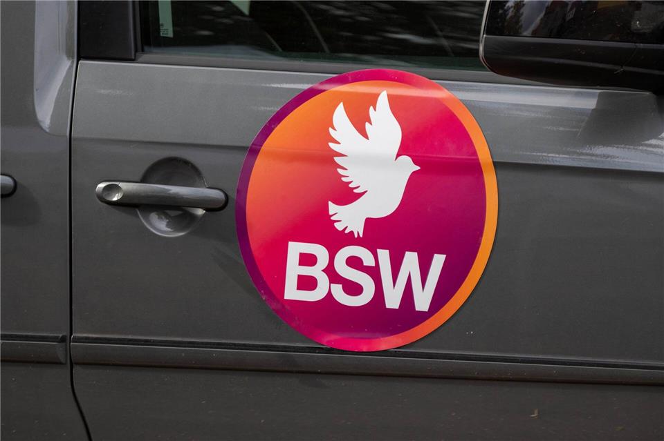 Das Sozialwerk der evangelischen Kirche hat einen Mietvertrag mit dem BSW für einen Landesparteitag kurzfristig gekündigt. (Archivbild)Stefan Sauer/dpa