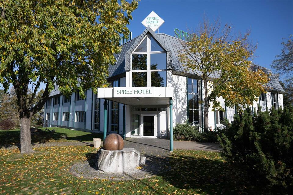 Das Spreehotel wurde als Flüchtlingsunterkunft geschlossen. (Archivbild)Sebastian Kahnert/dpa