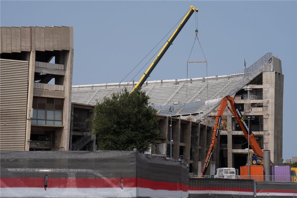 Das Stadion wird seit zweieinhalb Jahren renoviert. (Archivfoto)David Zorrakino/EUROPA PRESS/dpa
