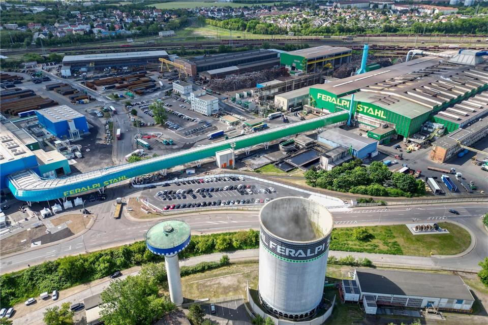 Das Stahlwerk gilt als Meilenstein für Sachsens Industriepolitik. (Archivbild) Jan Woitas/dpa