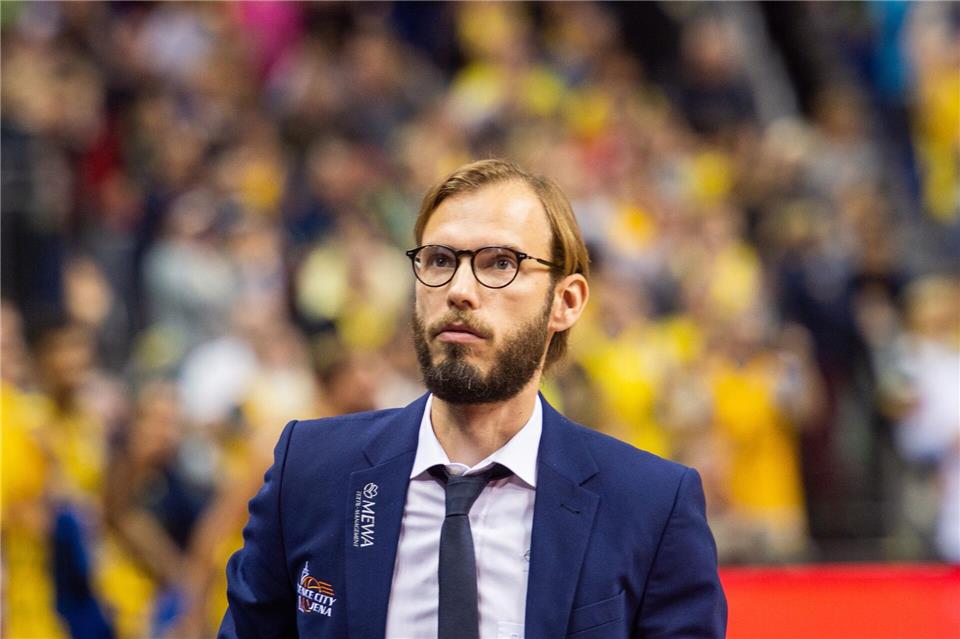 Das Team von Trainer Björn Harmsen ist gegen die Münchner chancenlos. (Archivbild)Arne Immanuel Bänsch/dpa