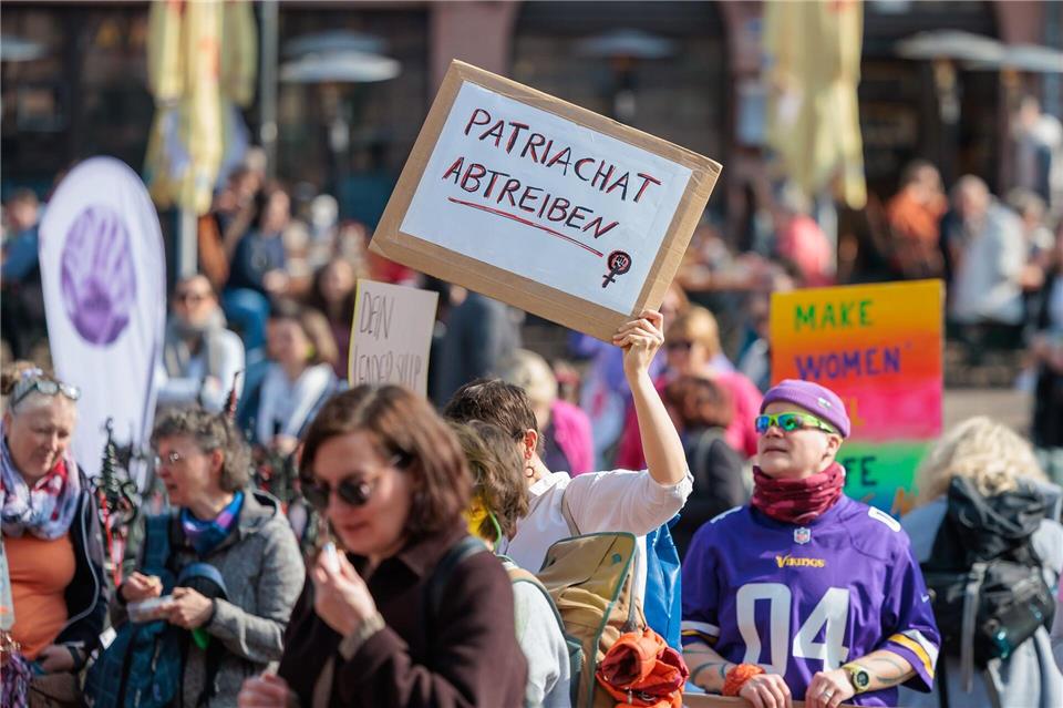 Das Töchterkollektiv hatte zur Demonstration in Frankfurt aufgerufen.Jörg Halisch/dpa