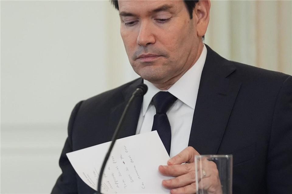 Das US-Außenministerium warnt vor einer Verletzung der Waffenruhe durch die Hamas. (Archivbild)Evan Vucci/AP/dpa