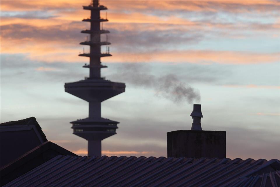 Das Unternehmen Techem schätzt, dass Energiekosten in Hamburg zum Vorjahr um 7,8 Prozent gestiegen sind. (Archivbild)Marcus Brandt/dpa