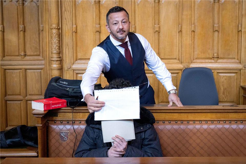 Das Urteil gegen den Angeklagten ist rechtskräftig. (Archivbild)Sina Schuldt/dpa