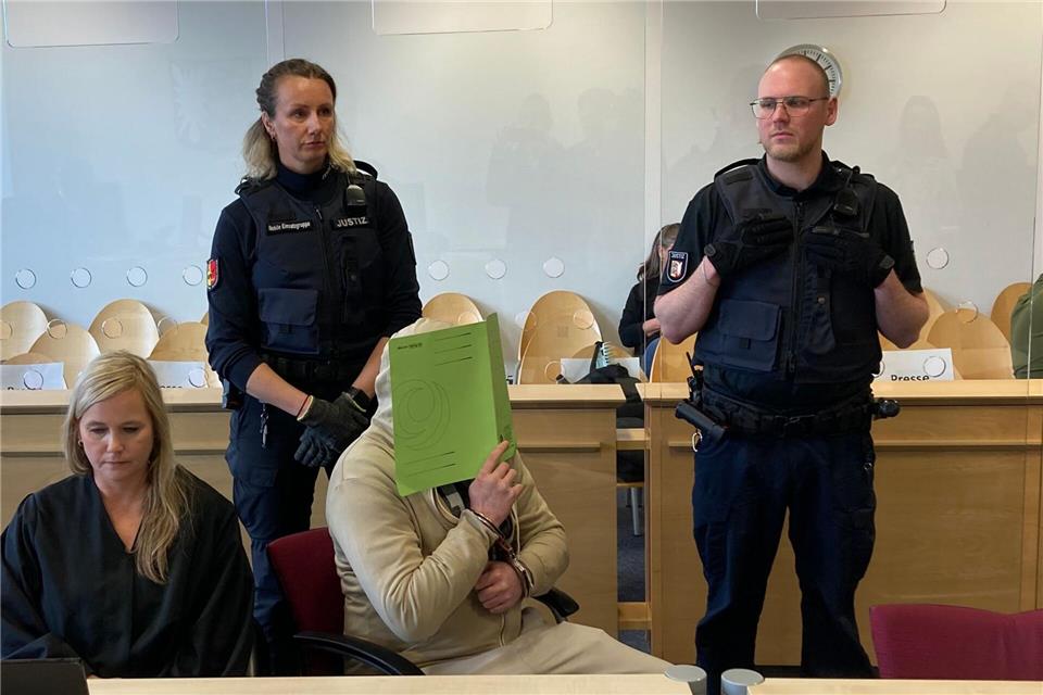 Das Urteil gegen einen Mann wegen der tödlichen Verbrühung eines Kindes in Wedel ist rechtskräftig. (Archivbild)Bernhard Sprengel/dpa