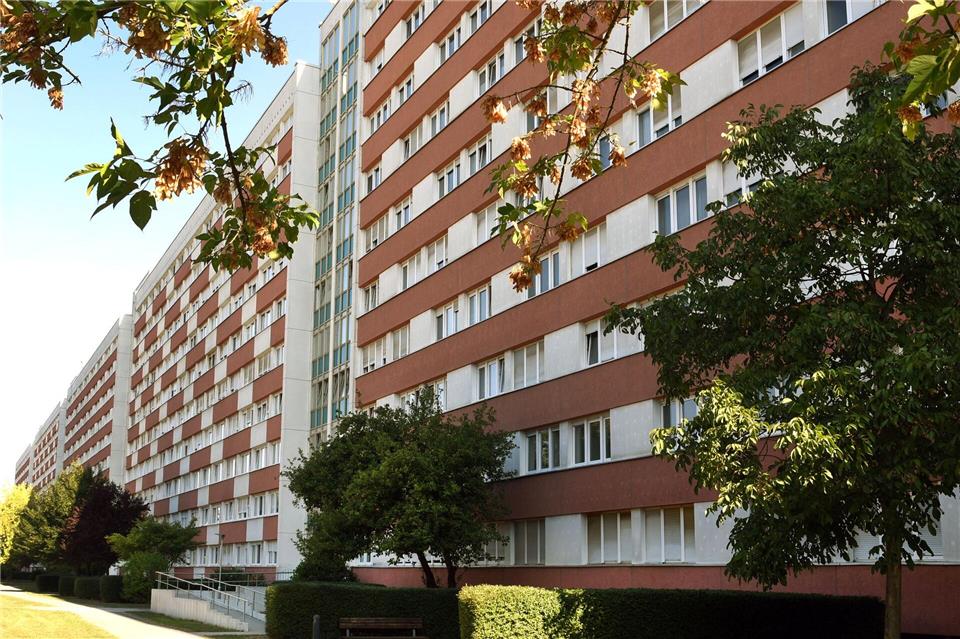 Das Urteil zu einer Brandserie in dem Wohnblock ist rechtskräftig. (Archivbild)Waltraud Grubitzsch/dpa-Zentralbild/dpa