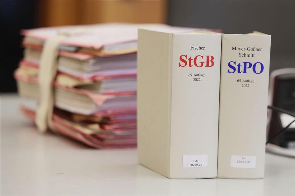 Das Verfahren wurde nun vorläufig eingestellt.