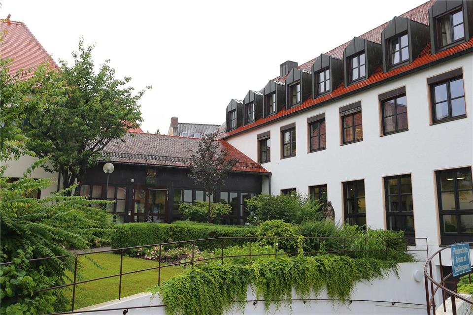 Das Verwaltungsgericht in Augsburg hat ein Nutzungsverbot für ein Flüchtlingsheim im Allgäu abgelehnt. (Archivbild)Karl-Josef Hildenbrand/dpa