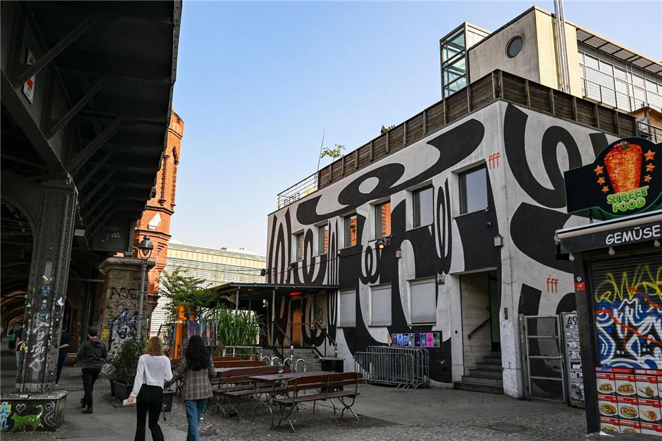 Das Watergate öffnete im Jahr 2002 und ist bei Clubgängern auf der ganzen Welt bekannt. (Archivbild)Jens Kalaene/dpa