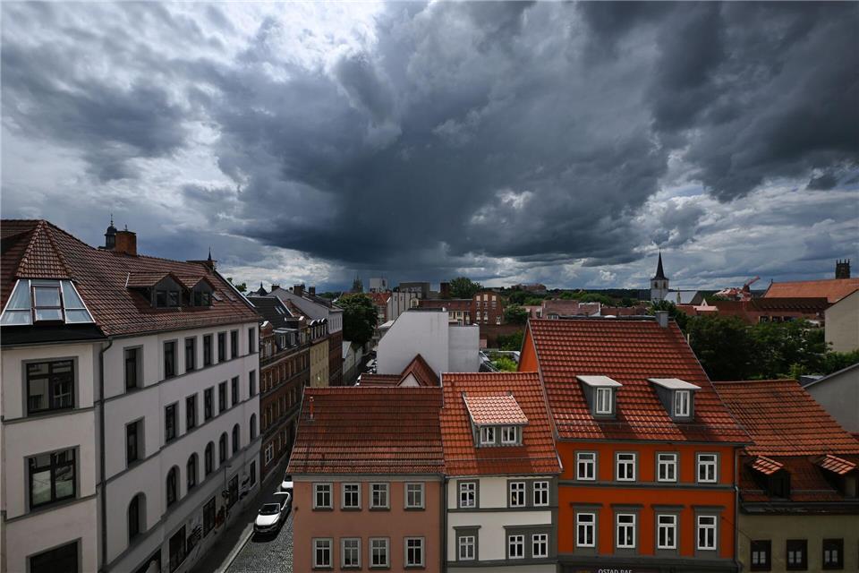 Das Wetter bleibt in der kommenden Woche unbeständig. (Symbolbild)Martin Schutt/dpa