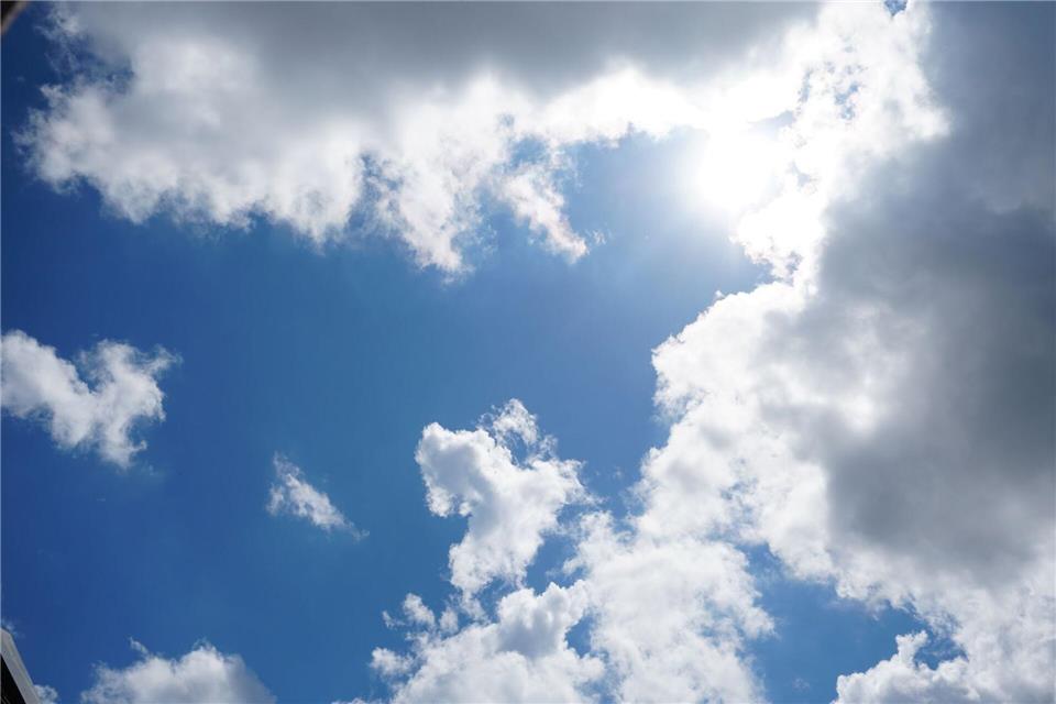 Das Wetter in Berlin und Brandenburg zum Wochenende ist unbeständig. (Symbolbild)Ludmilla Ostermann/dpa