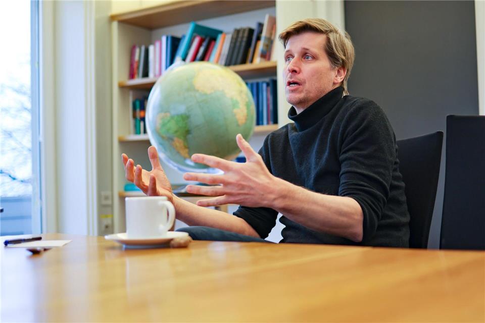 Das Wirtschaftswachstum in Russland sei zum Stillstand gekommen, während die Abhängigkeit von China wachse, sagte Ökonom Moritz Schularick. (Archivbild)Frank Molter/dpa