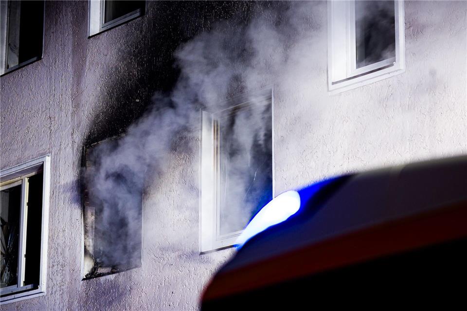 Das Wohnhaus bleibt zunächst unbewohnbar.Moritz Frankenberg/dpa