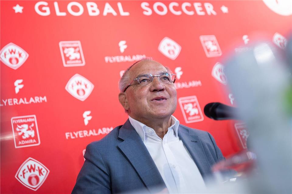 Das Würzburger Experiment mit Felix Magath scheiterte krachend. (Archivbild)Daniel Karmann/dpa